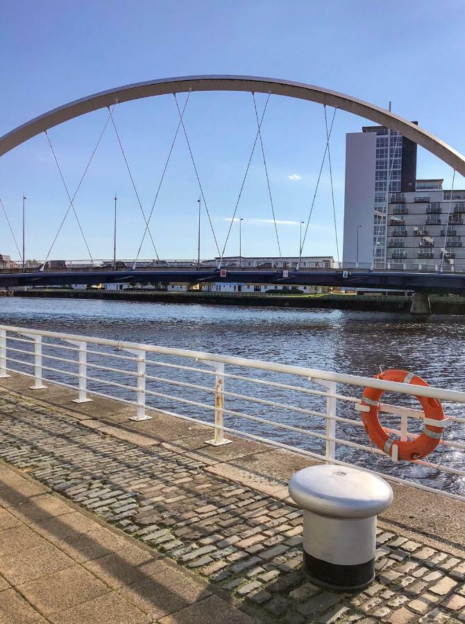 Апартаменты Sec/ Hydro Two Bed Flat With Free Parking And Great View Глазго Экстерьер фото